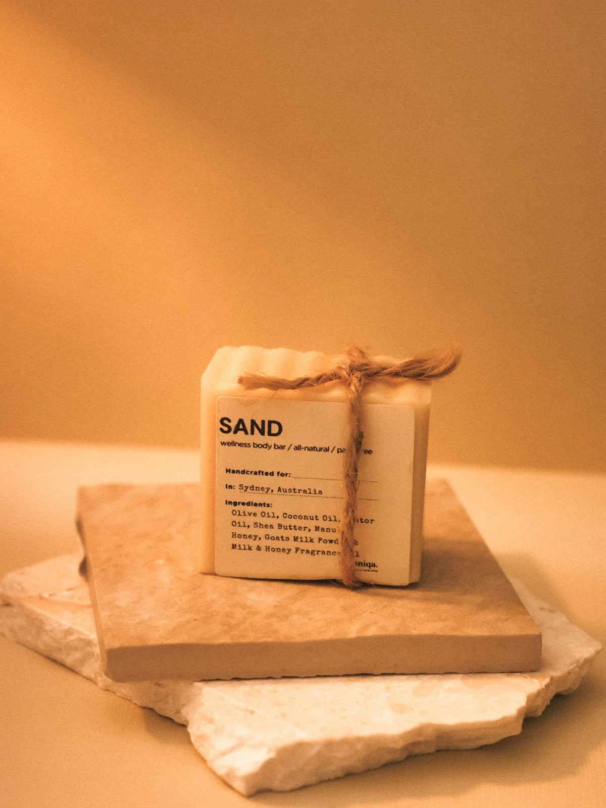 Urganiqa - Sand Natural Naked Soap Palm-free &amp; Cruelty-free | Guapa Collection